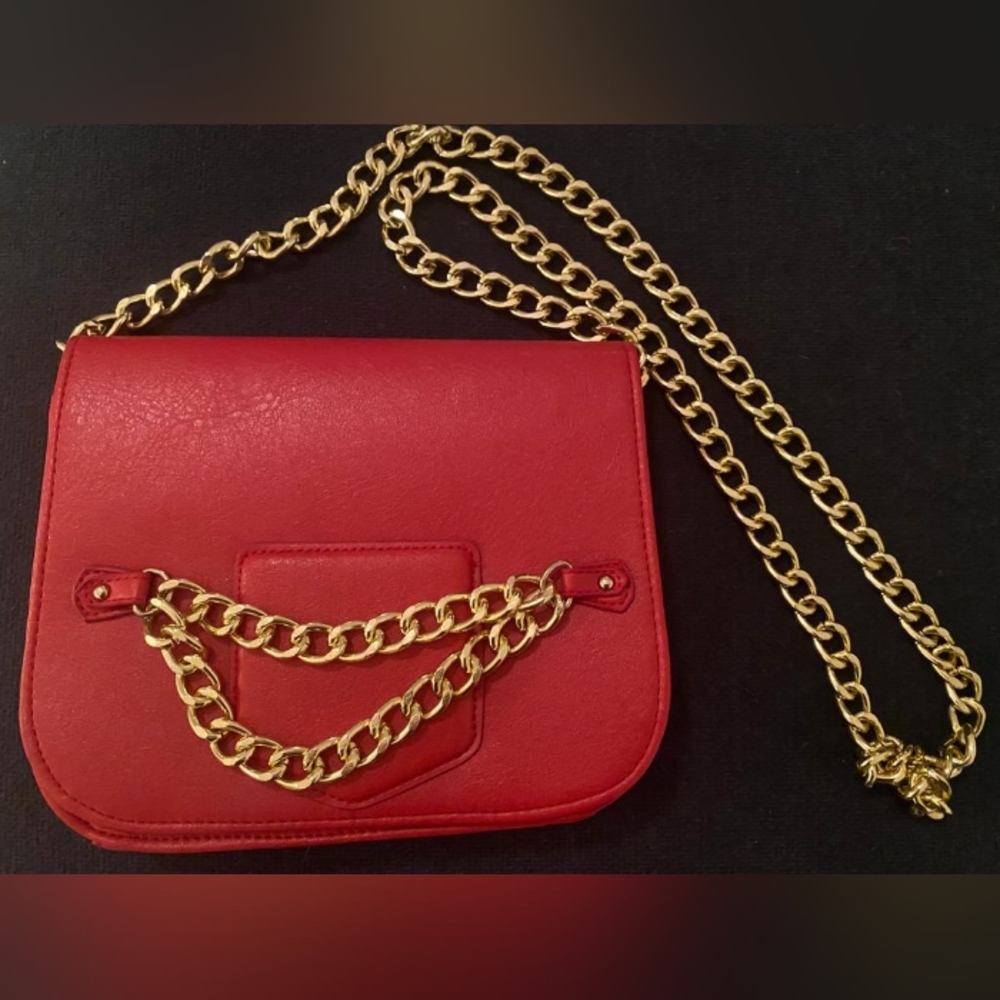 Red Faux Leather Gold link Purse by Rampage